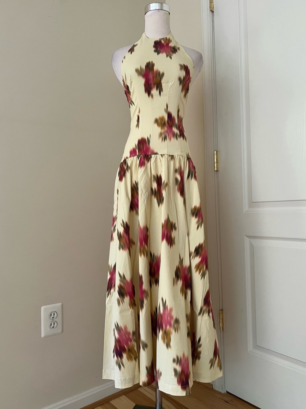 WeWoreWhat Cream Midi Dress with Red Floral Print